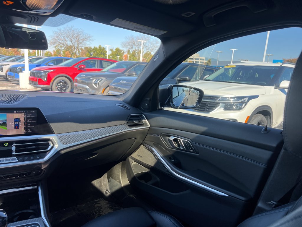 Used 2020 BMW M340i RWD image 10