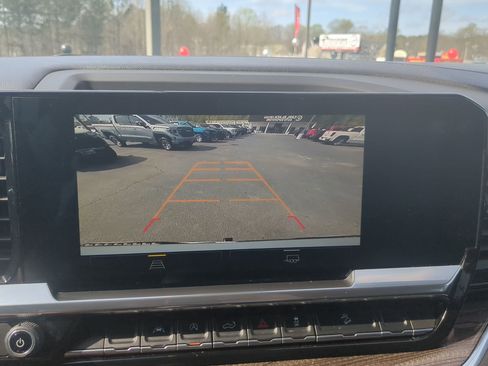 Used 2022 Chevrolet Silverado 1500 RST w/ Z71 Off-Road Package image 17