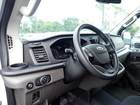 Certified 2025 Ford Transit 250 Low Roof w/ Exterior Upgrade Package RWD image 18