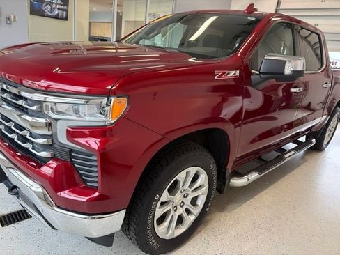 Used 2023 Chevrolet Silverado 1500 LTZ w/ LTZ Premium Package AWD/4WD image 5