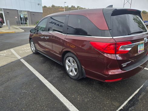 Used 2018 Honda Odyssey EX-L image 3