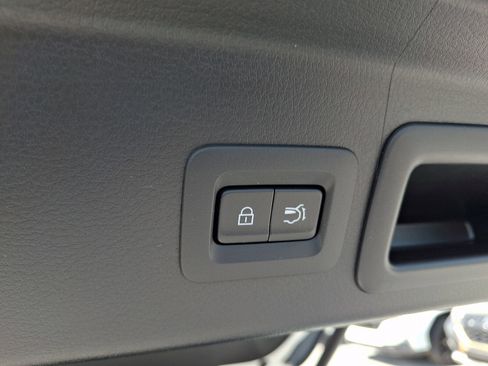 Used 2023 MAZDA CX-30 AWD 2.5 S w/ Premium Package image 30