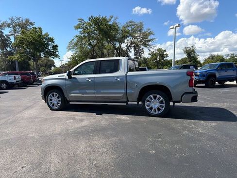 New 2026 Chevrolet Silverado 1500 High Country AWD/4WD image 3
