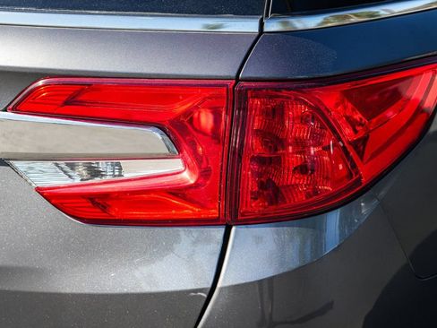 Used 2020 Honda Odyssey EX image 7