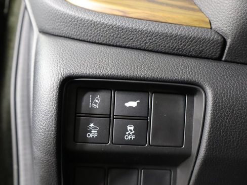 Used 2018 Honda CR-V Touring image 22
