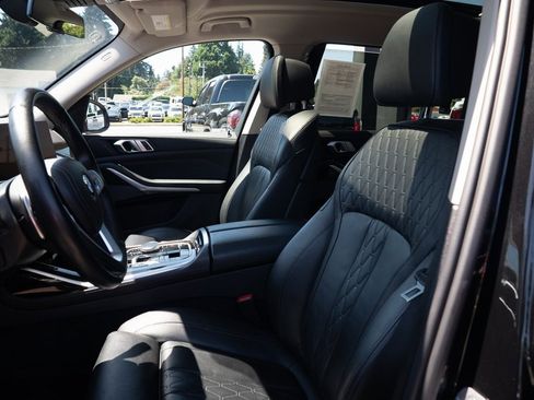 Used 2023 BMW X7 xDrive40i image 18
