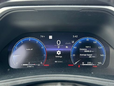 Used 2024 Toyota Grand Highlander AWD image 10