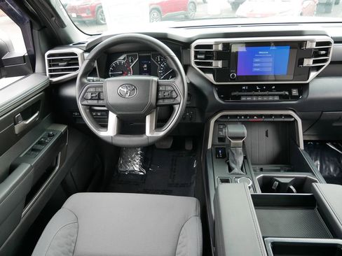 Used 2025 Toyota Tundra SR5 AWD/4WD image 13