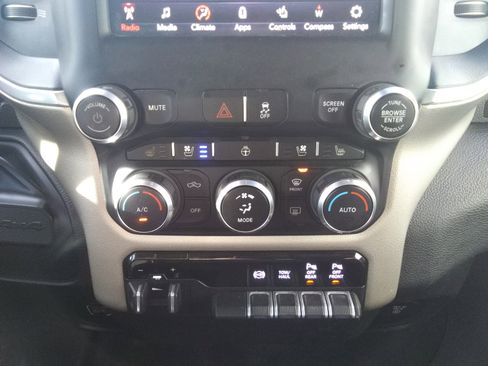 Used 2020 RAM 2500 Laramie image 18