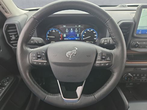 Used 2023 Ford Bronco Sport Outer Banks w/ Tech Package image 13