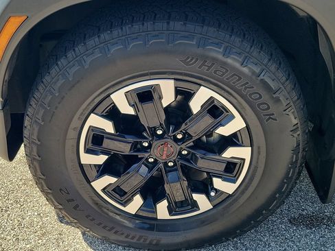 Used 2023 Nissan Frontier Pro-X w/ Pro Convenience Package RWD image 7