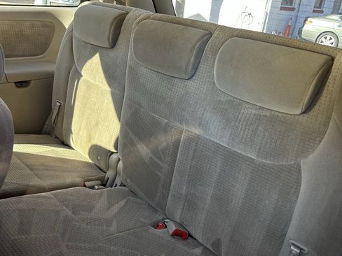 Used 2009 Toyota Sienna CE image 22