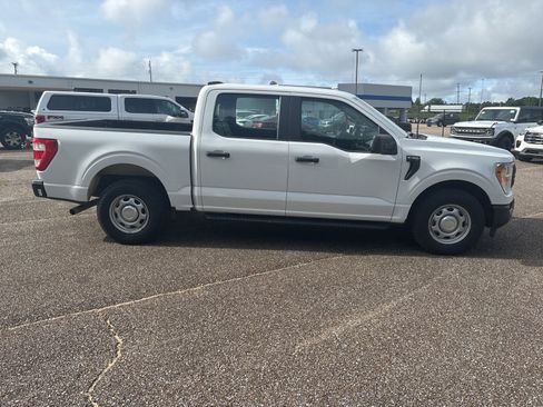 Used 2022 Ford F150 XL w/ Equipment Group 101A High RWD image 3