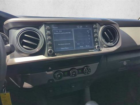 Used 2022 Toyota Tacoma SR5 image 10