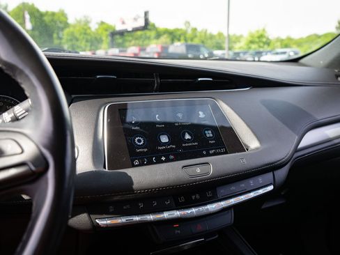 Used 2019 Cadillac XT4 Premium Luxury FWD image 23