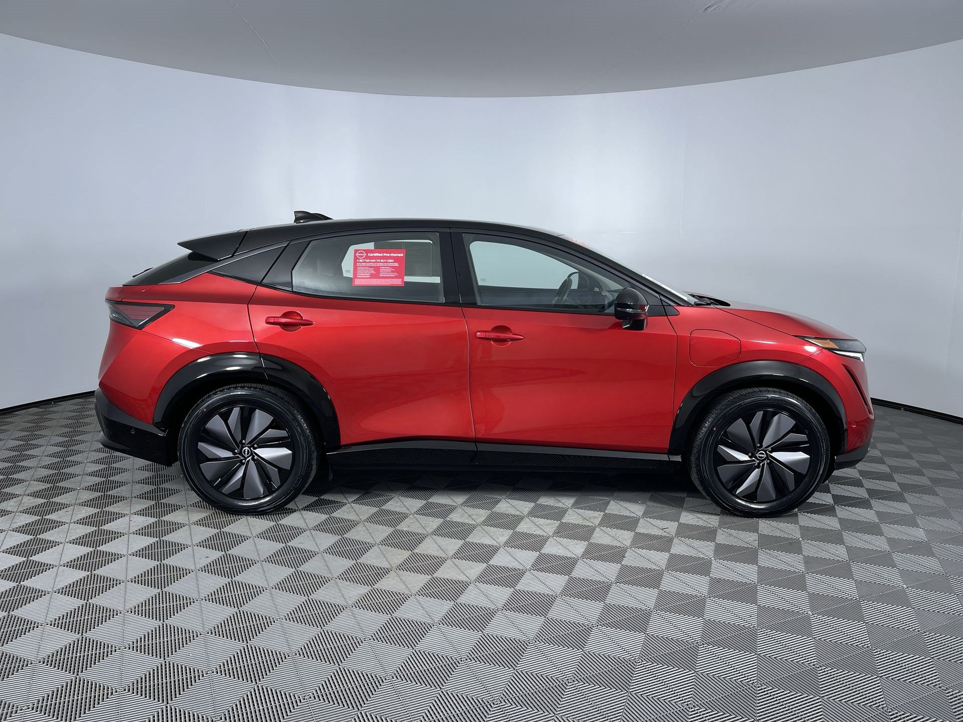 Certified 2024 Nissan Ariya AWD image 10