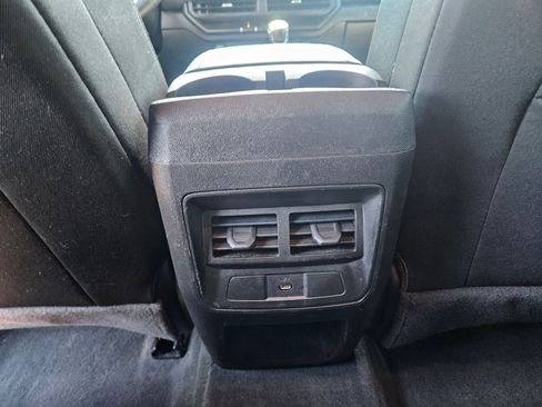 Used 2024 GMC Canyon Elevation RWD image 24