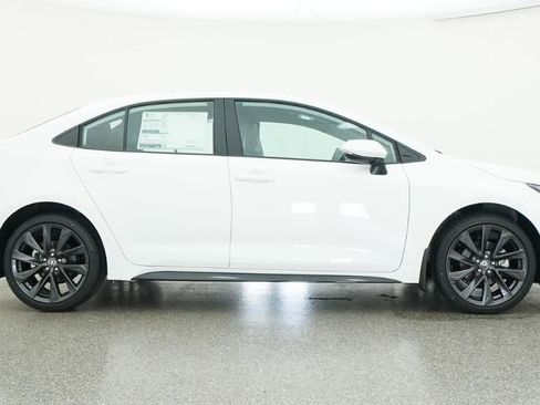 New 2026 Toyota Corolla SE FWD image 27