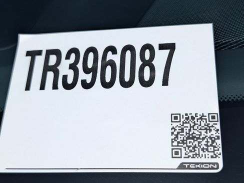 New 2026 GMC Yukon Denali w/ Advanced Technology Package AWD/4WD image 39