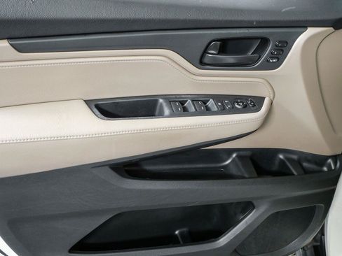 Used 2019 Honda Odyssey EX-L image 6