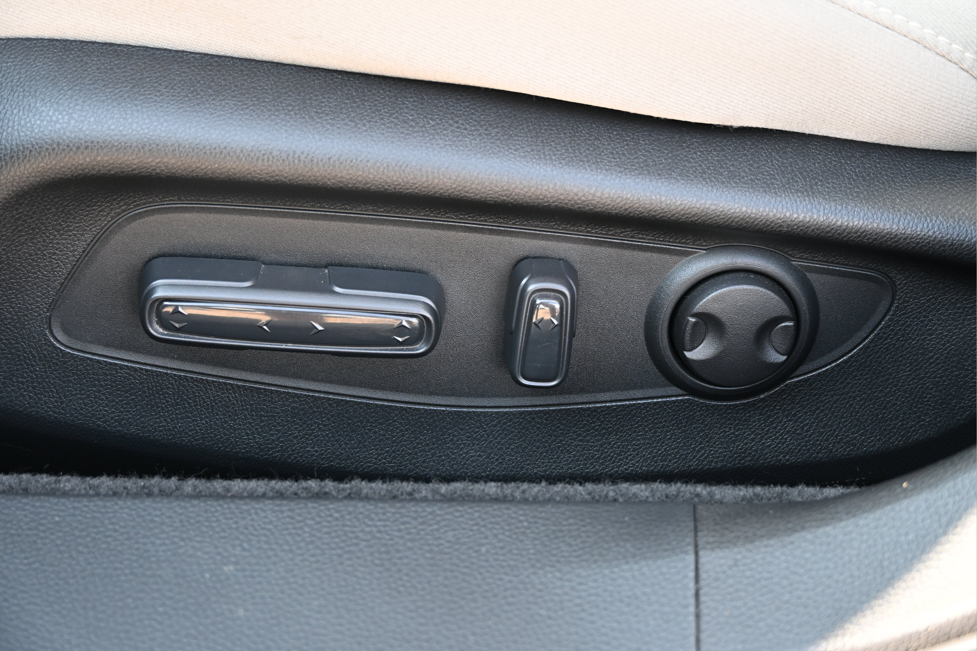 Used 2023 Honda Accord EX image 15