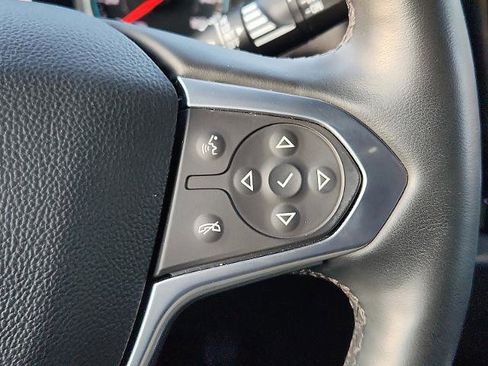 Certified 2023 Chevrolet Traverse RS image 24