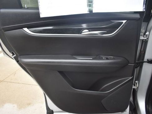 Used 2020 Cadillac XT5 Premium Luxury image 35