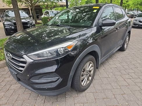 Used 2018 Hyundai Tucson SE image 4