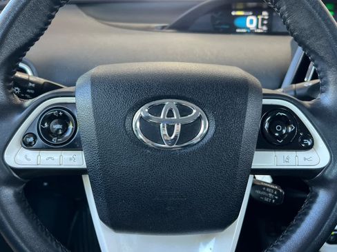 Used 2018 Toyota Prius Prime Premium FWD image 25