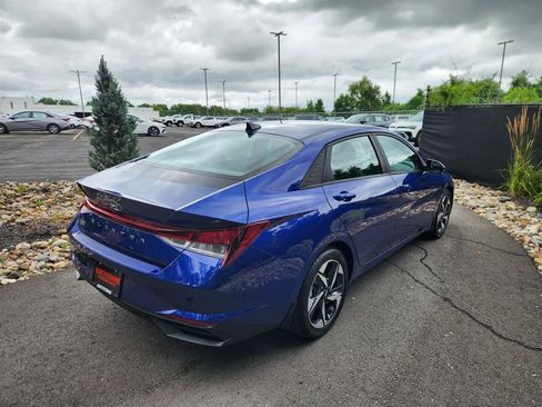 Certified 2023 Hyundai Elantra SEL w/ Convenience Package image 5