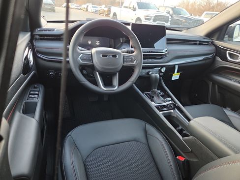 New 2026 Jeep Compass Trailhawk w/ Sun, Sound & Navigation Group image 7