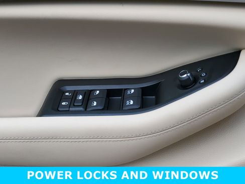 New 2025 Jeep Grand Cherokee L Limited w/ Luxury Tech Group II image 19