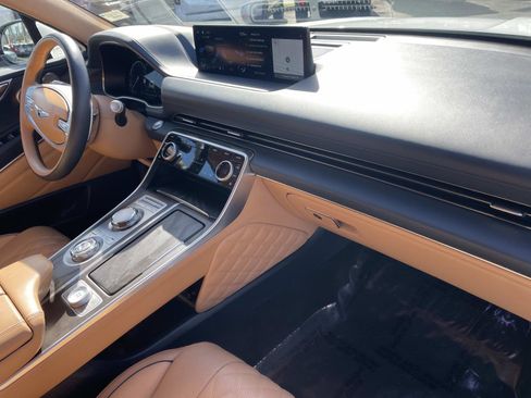 Used 2024 Genesis GV80 3.5T w/ Prestige Package image 29