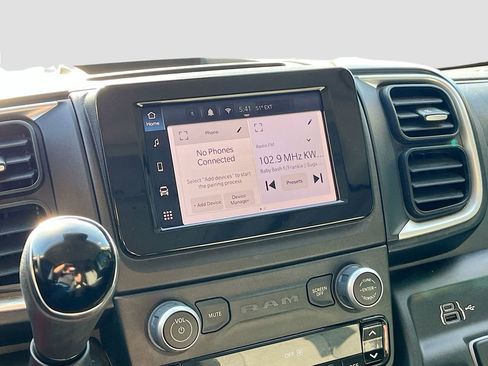 Used 2025 RAM ProMaster 3500 w/ Convenience Group image 15