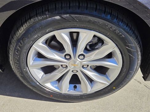 Used 2023 Chevrolet Malibu LT image 9