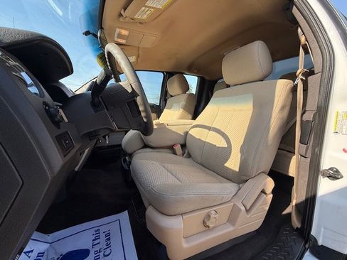 Used 2014 Ford F150 XLT w/ Trailer Tow Package image 8