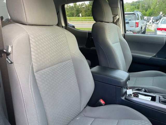 Used 2020 Toyota Tacoma SR5 AWD/4WD image 10