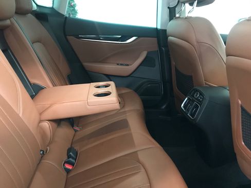 Used 2022 Maserati Levante GT image 15