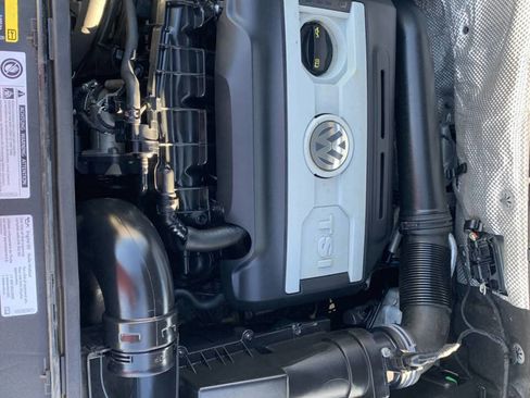 Used 2015 Volkswagen Tiguan S image 23