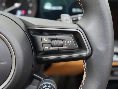 Used 2024 Porsche 911 Targa 4S w/ Premium Package image 68