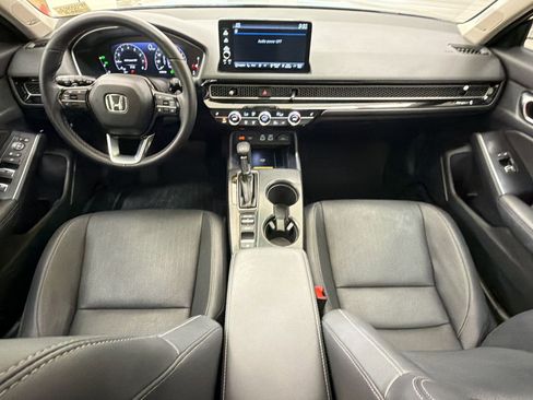 Used 2023 Honda Civic Touring image 17