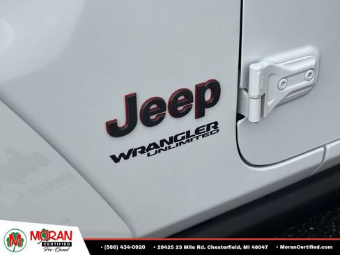 Used 2022 Jeep Wrangler Unlimited Rubicon w/ LED Lighting Group AWD/4WD image 10