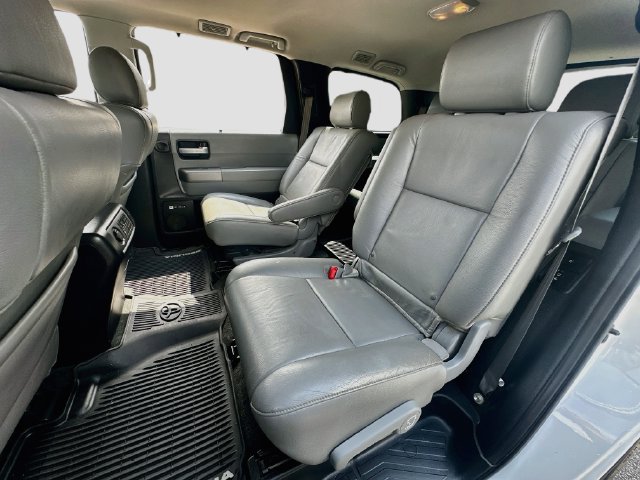 Used 2017 Toyota Sequoia Limited AWD/4WD image 26