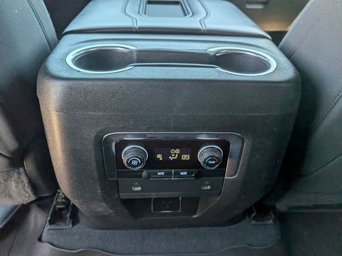 Used 2023 Chevrolet Tahoe LS AWD/4WD image 34
