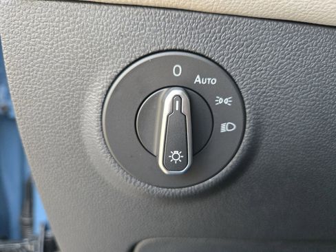 New 2026 Volkswagen Taos S image 15