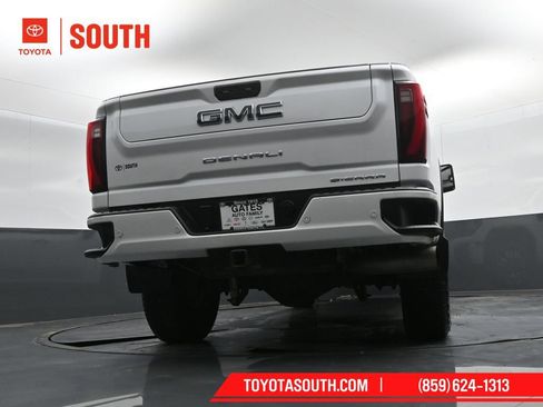 Used 2024 GMC Sierra 2500 Denali Ultimate AWD/4WD image 43