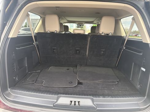 Used 2024 Ford Expedition Max Limited AWD/4WD image 5