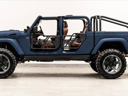 Used 2025 Jeep Gladiator Sport image 17