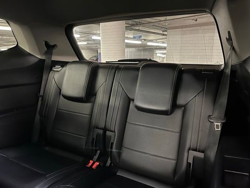 Used 2023 Volkswagen Atlas SE image 22