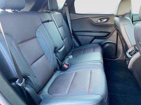 Used 2021 Chevrolet Blazer RS w/ Enhanced Convenience Package image 29